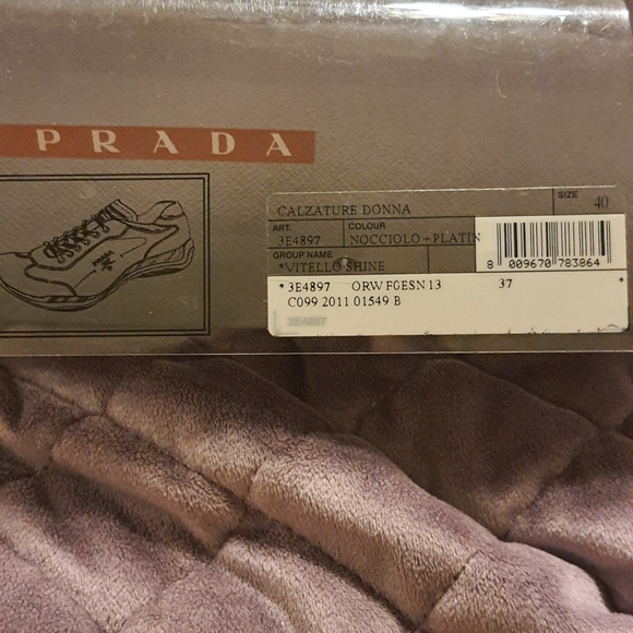Prada shoes - Picture 5 of 8